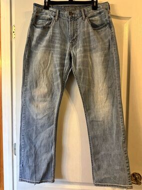 American Eagle Outfitters Light Blue Core Flex Straight Leg Jeans - 33x32